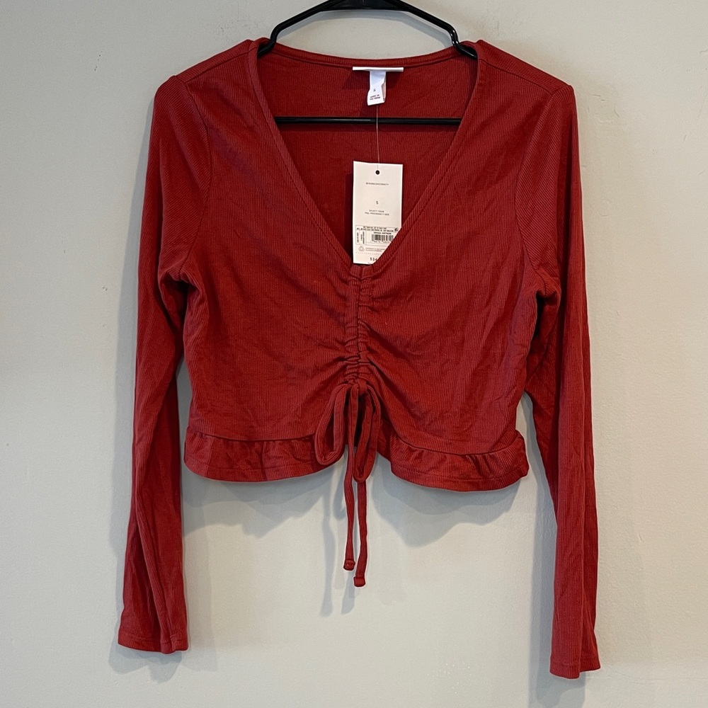 NWT Isabel by Ingrid & Isabel Red Ruched Long Sleeve Blouse Size Small
